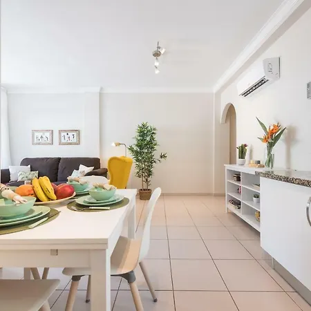 Sunny Sky Apartament